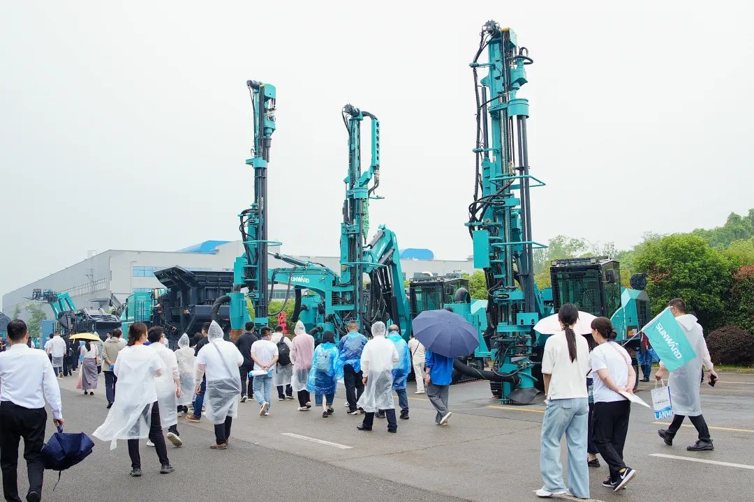 2025 CICEE | 为客户创造价值,山河智能客户交流会圆满举办